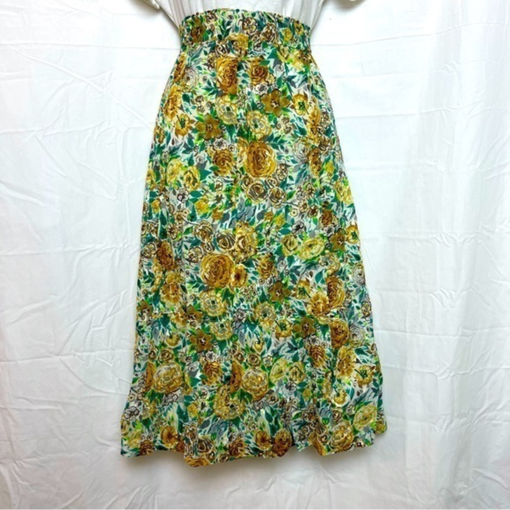 Think Sense women’s elastic‎ waist Flare Skirt with Flowers Sz. Medium